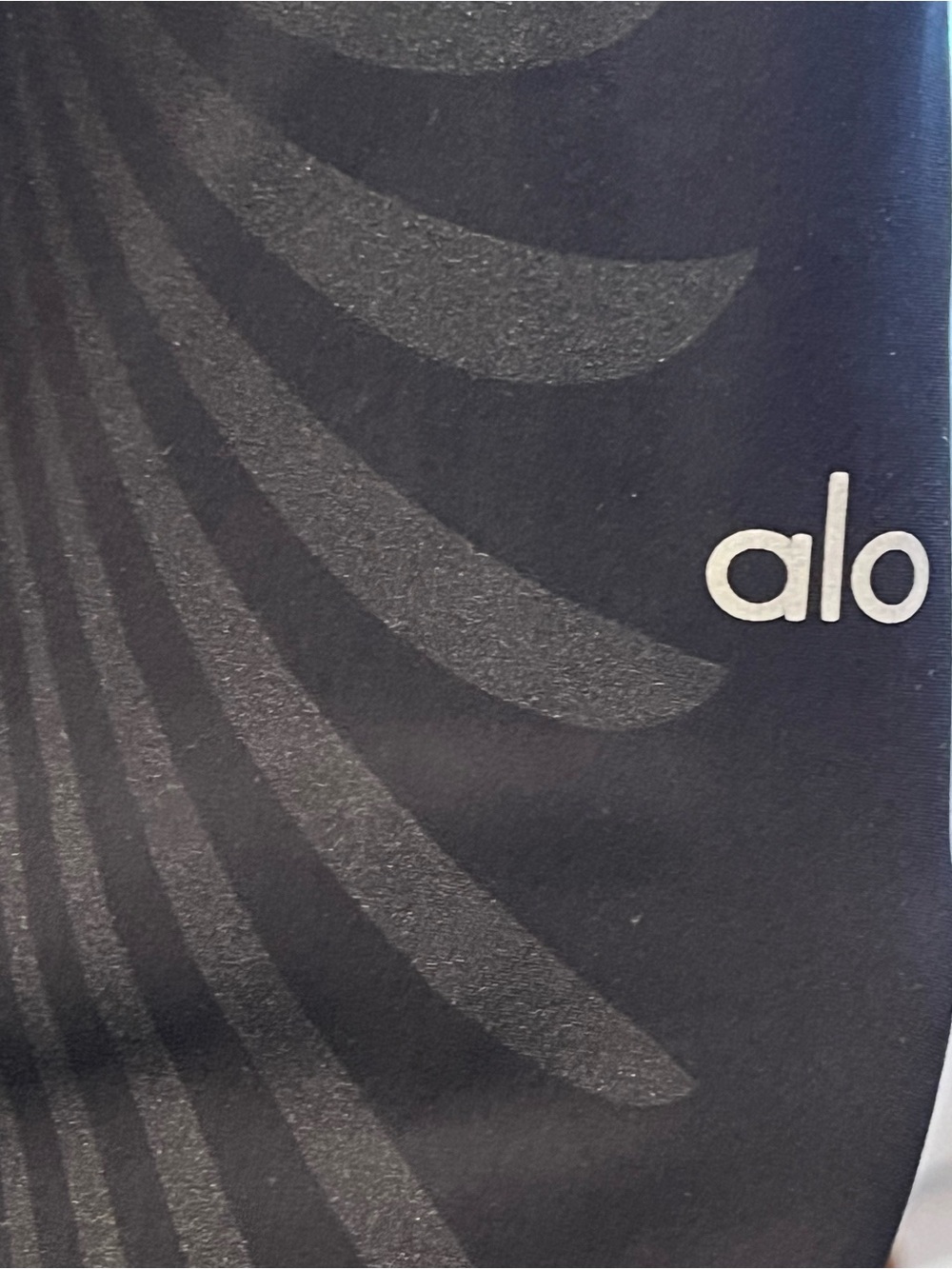 ALO Yoga XS RARE Reflective striped Pants airlift limited edition